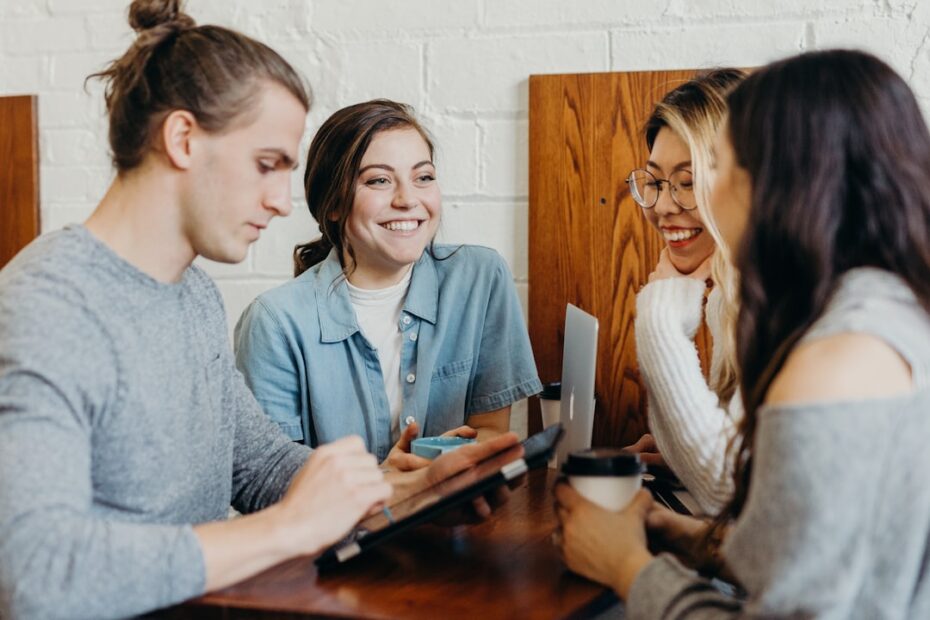 découvrez l'importance de la diversité dans notre société moderne. explorez comment elle enrichit les cultures, stimule l'innovation et favorise un environnement inclusif et respectueux pour tous.